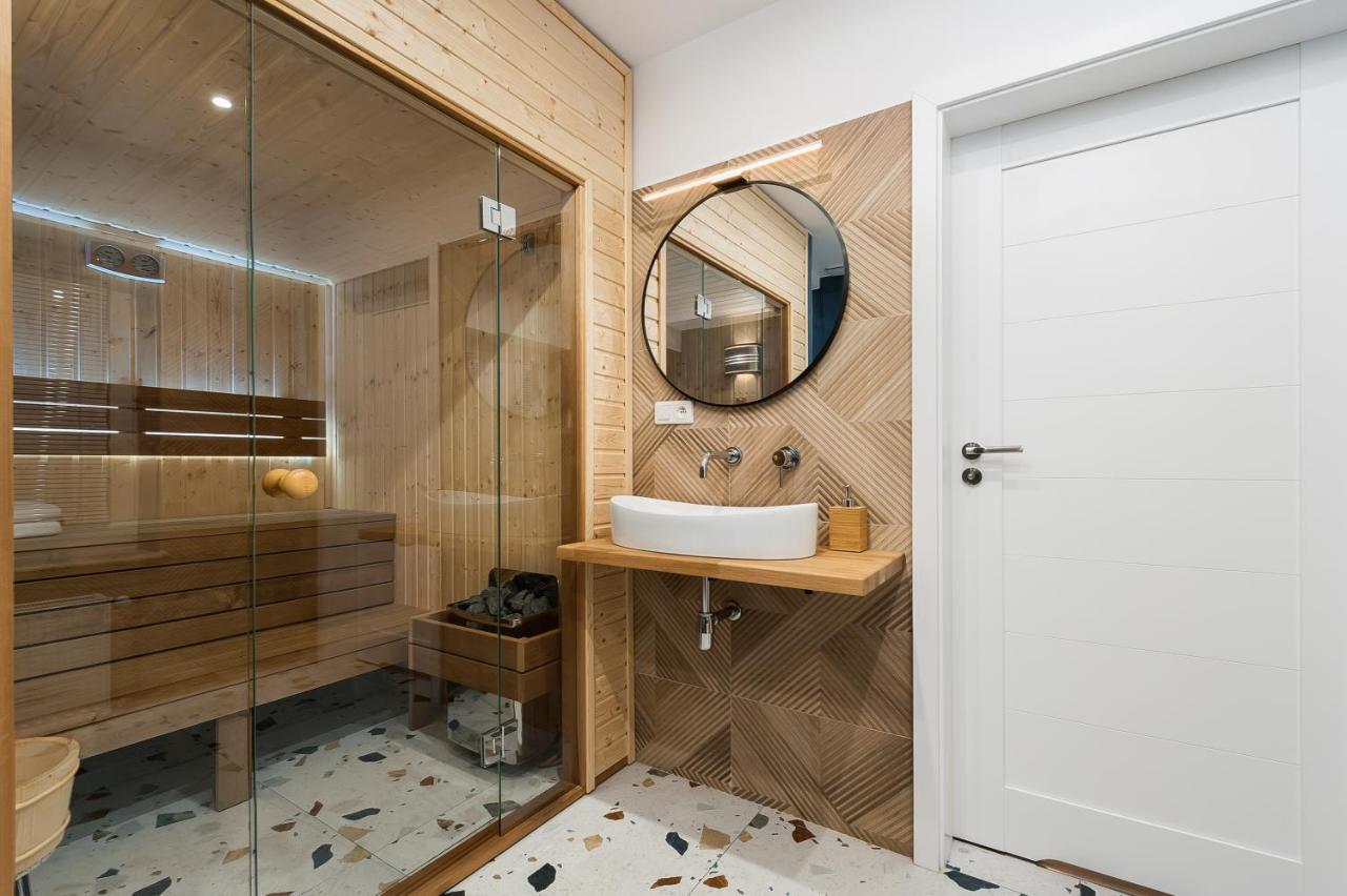 Luxury Spa Apartment Old Town Cracovia Exterior foto